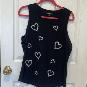 Black Sleeveless Heart Print Tank Top